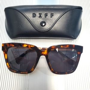 DIFF sunglasses tortoise frame Bella style